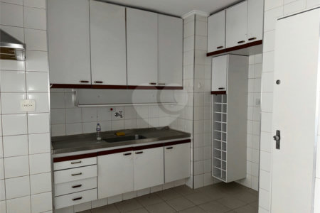 Apartamento à venda ou para alugar com 3 quartos, sendo 1 suíte,  em Jardim Paulista, São Paulo, SP