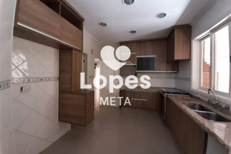 Casa à venda com 4 suítes no condomínio Altos da Serra Ii, São José dos Campos - SP