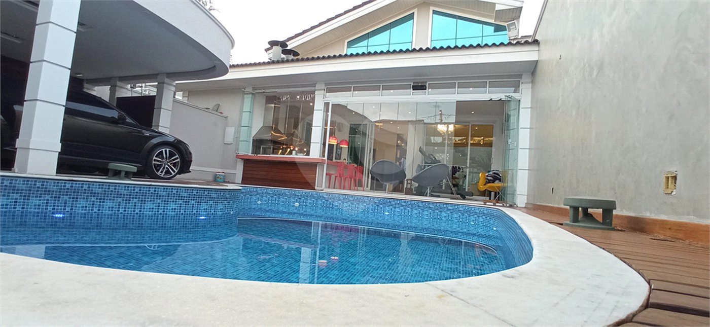 Casa à venda com 3 quartos no condomínio Granja Deolinda, Sorocaba - SP