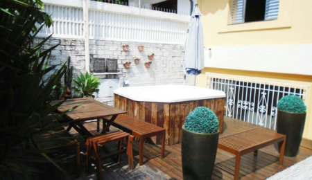 Casa à venda com 5 quartos, sendo 2 suítes,  em Jardim Prudência, São Paulo, SP