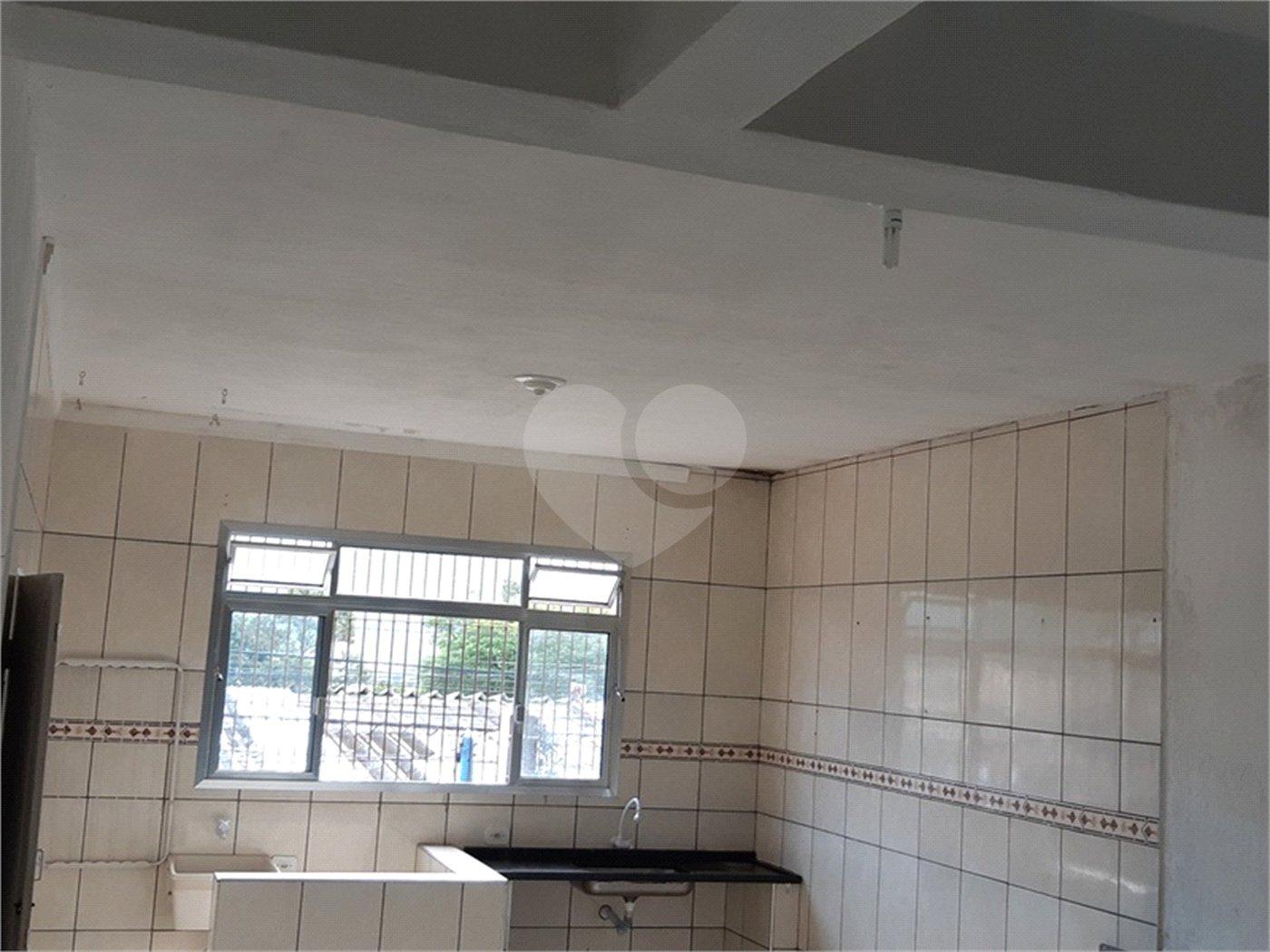 Sobrado à venda com 20 quartos em Jardim Peri, São Paulo, SP