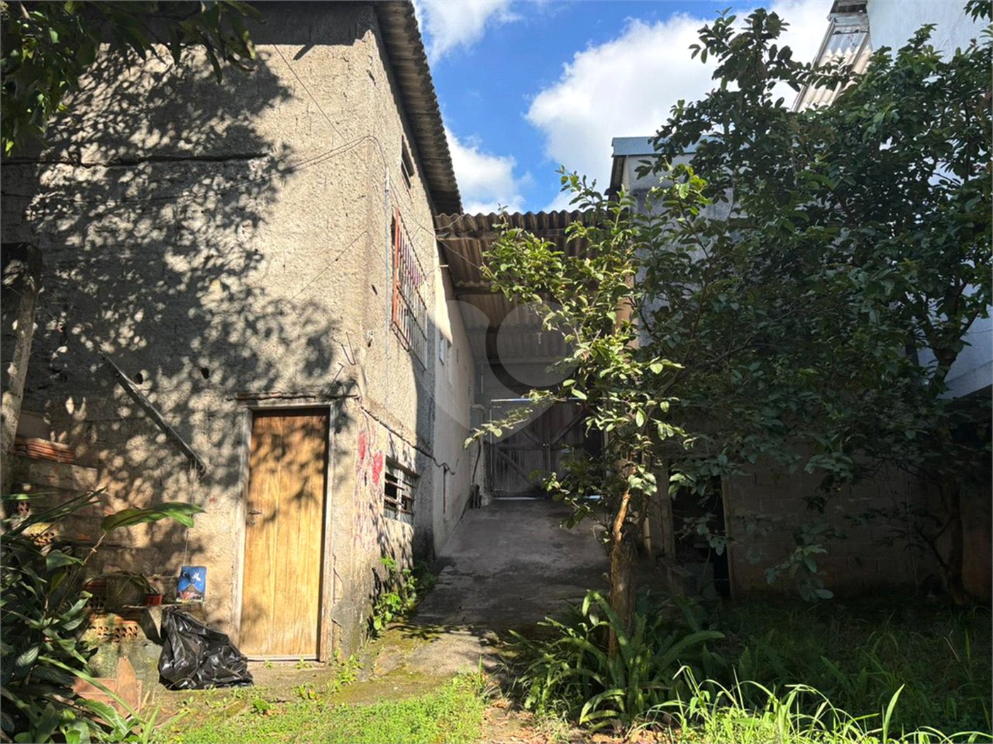 Sobrado à venda com 3 quartos, sendo 2 suítes, em Vila Correa, Ferraz de Vasconcelos, SP