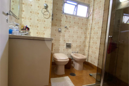 Apartamento à venda com 3 quartos, sendo 1 suíte, em Itaim Bibi, São Paulo, SP