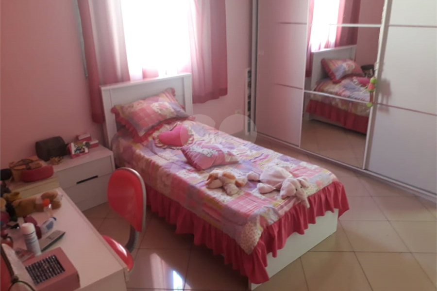 Sobrado à venda com 4 quartos, sendo 1 suíte,  no Brasilândia, São Paulo, SP