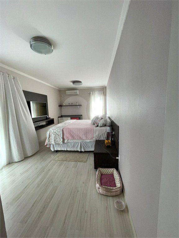 Casa à venda com 4 suítes no condomínio Aruã Lagos, Mogi das Cruzes - SP