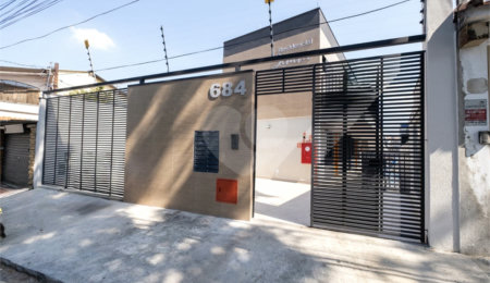 Casa à venda com 2 quartos no condomínio Residencial Laura, São Paulo - SP