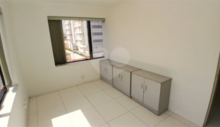 Sala à venda em Santana, São Paulo, SP