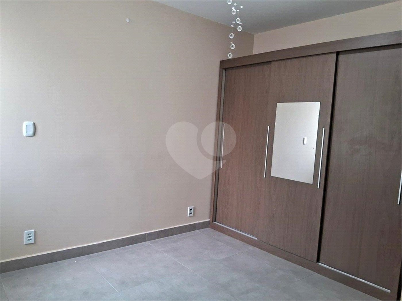 Apartamento à venda com 3 quartos, sendo 1 suíte, em Jardim Vera Cruz, Sorocaba, SP