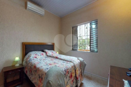 Casa à venda com 3 quartos, sendo 1 suíte, em Ipiranga, São Paulo, SP