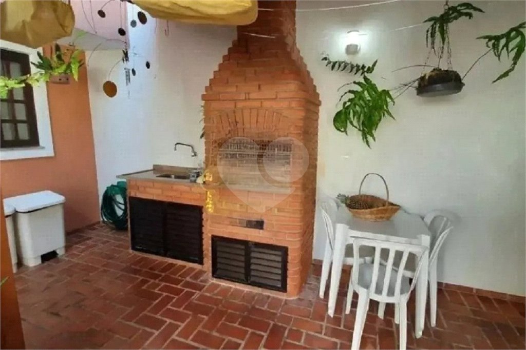 Casa de Vila à venda com 3 quartos, sendo 1 suíte, em Alto da Boa Vista, São Paulo, SP