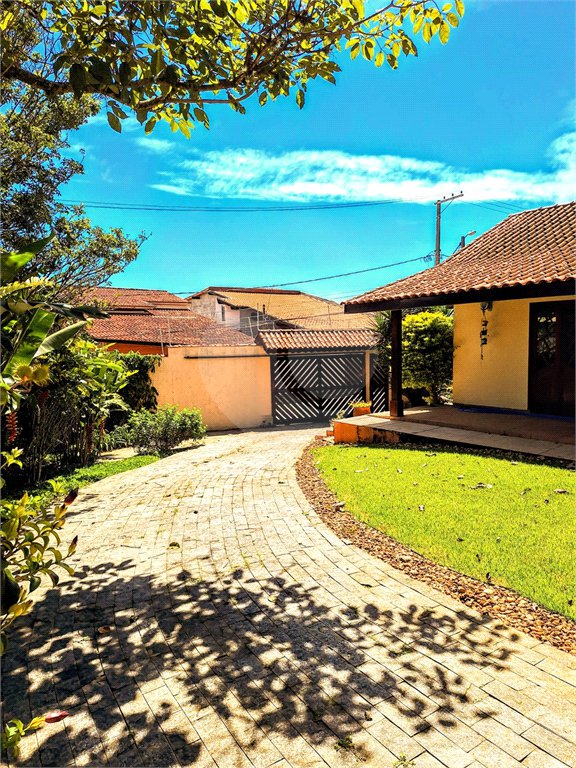 Casa à venda com 3 quartos, sendo 1 suíte, em Mogi Moderno, Mogi das Cruzes, SP