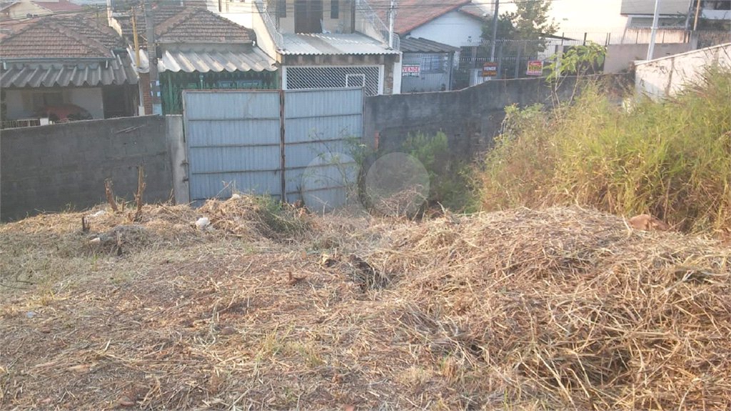 Casa à venda com 3 quartos, sendo 2 suítes, em Vila Rosália, Guarulhos, SP