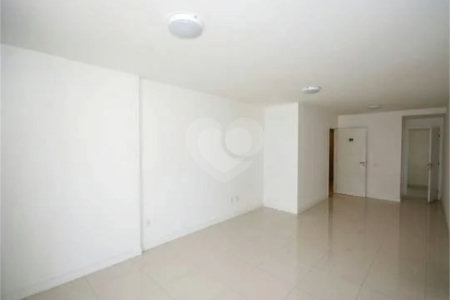 Apartamento à venda com 3 suítes em Camorim, Rio de Janeiro, RJ