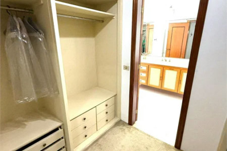 Sobrado à venda com 5 quartos, sendo 3 suítes, em Jardim Leonor, São Paulo, SP