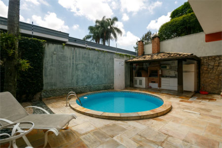 Casa Térrea à venda com 3 quartos, sendo 2 suítes,  em Brooklin Paulista, São Paulo, SP