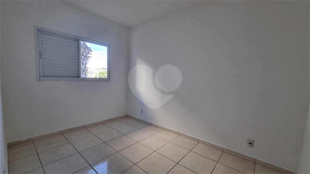 Apartamento à venda com 2 quartos em Jardim Antônio Cassillo, Votorantim, SP