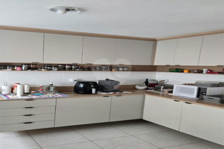 Apartamento à venda com 3 quartos, sendo 1 suíte,  em Butantã, São Paulo, SP