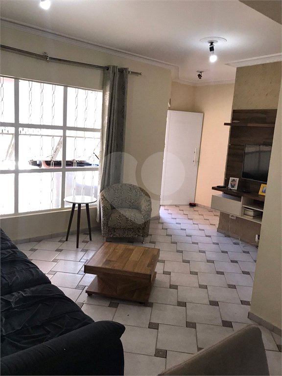 Casa à venda com 3 quartos, sendo 1 suíte, em Jardim Karolyne, Votorantim, SP
