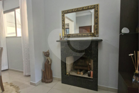 Casa à venda com 4 quartos, sendo 2 suítes, no condomínio Grape Village, Vinhedo - SP