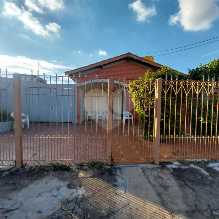 Casa Térrea à venda com 2 quartos, sendo 1 suíte, em Vila Costa e Silva, Indaiatuba, SP