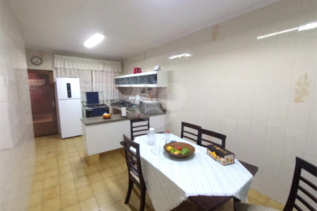 Sobrado com 5 dormitórios à venda, 250 m² por R$ 750.000 - Parque Santa Madalena - São Paulo/SP