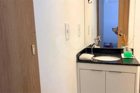 Casa à venda com 3 quartos, sendo 1 suíte, no condomínio Residencial Américo de Figueiredo, Sorocaba - SP