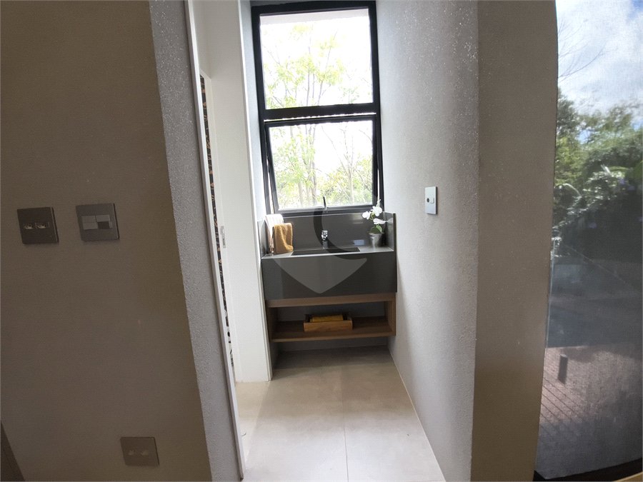 Casa à venda com 4 suítes no condomínio Alphaville Nova Esplanada 1, Votorantim - SP