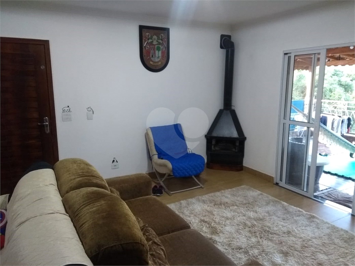 Casa à venda com 3 quartos, sendo 1 suíte, no condomínio Alpes de Mairiporã, Mairiporã - SP