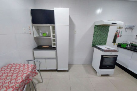 Apartamento Residencial à venda, Guilhermina, Praia Grande - AP1553.