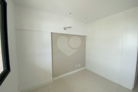 Apartamento à venda com 2 quartos, sendo 1 suíte, em Recreio dos Bandeirantes, Rio de Janeiro, RJ