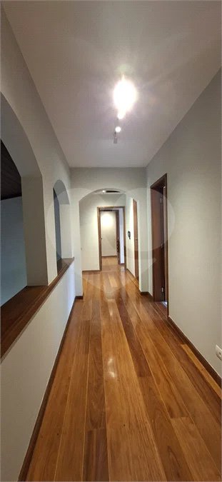 Casa à venda com 4 quartos, sendo 2 suítes,  em Jardim Marajoara, São Paulo, SP