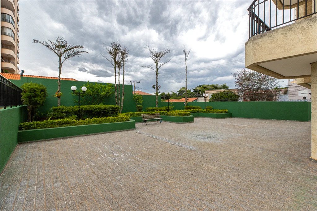 Apartamento à venda com 4 quartos, sendo 1 suíte, em Jardim Monte Kemel, São Paulo, SP