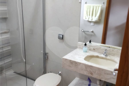 Casa à venda com 4 quartos, sendo 2 suítes, no condomínio Residencial Villaggio Paradiso, Itatiba - SP
