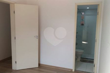 Apartamento à venda com 3 quartos, sendo 1 suíte,  em Vila Caraguatá, São Paulo, SP