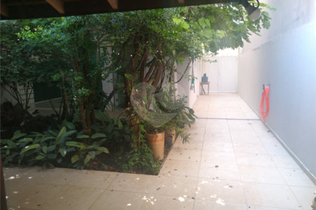 Casa à venda com 4 quartos, sendo 3 suítes, no condomínio Ibiti Royal Park, Sorocaba - SP