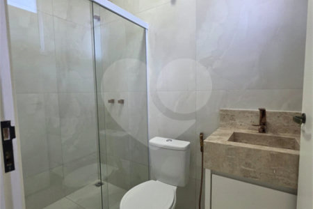 Casa à venda com 3 suítes em Marambaia, Vinhedo, SP