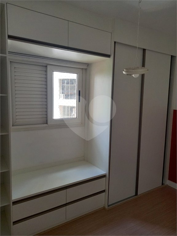 Apartamento à venda com 3 quartos, sendo 1 suíte,  em Vila Olímpia, São Paulo, SP