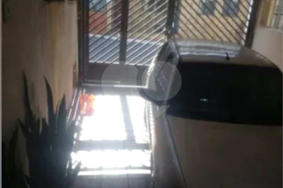 Sobrado à venda com 2 quartos em Pari, São Paulo, SP