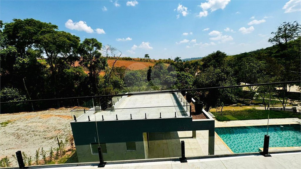 Casa à venda com 4 suítes no condomínio Associação Portal Ouro Verde, Atibaia - SP