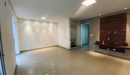 Casa à venda com 3 suítes no condomínio Vilas 2, São Paulo - SP