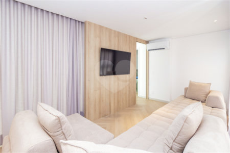 Apartamento à venda com 3 quartos, sendo 2 suítes, em Cerqueira César, São Paulo, SP