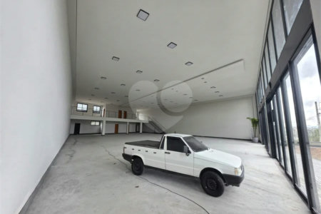 Prédio Comercial para Locação no Jardim Santo Antônio em Valinhos/SP