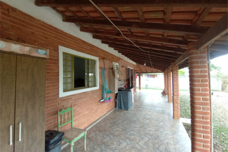 Casa à venda com 3 quartos, sendo 1 suíte,  em Estância Conceição, Itapetininga, SP