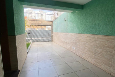 Casa à venda com 2 suítes em Parque São Jorge, São Paulo, SP