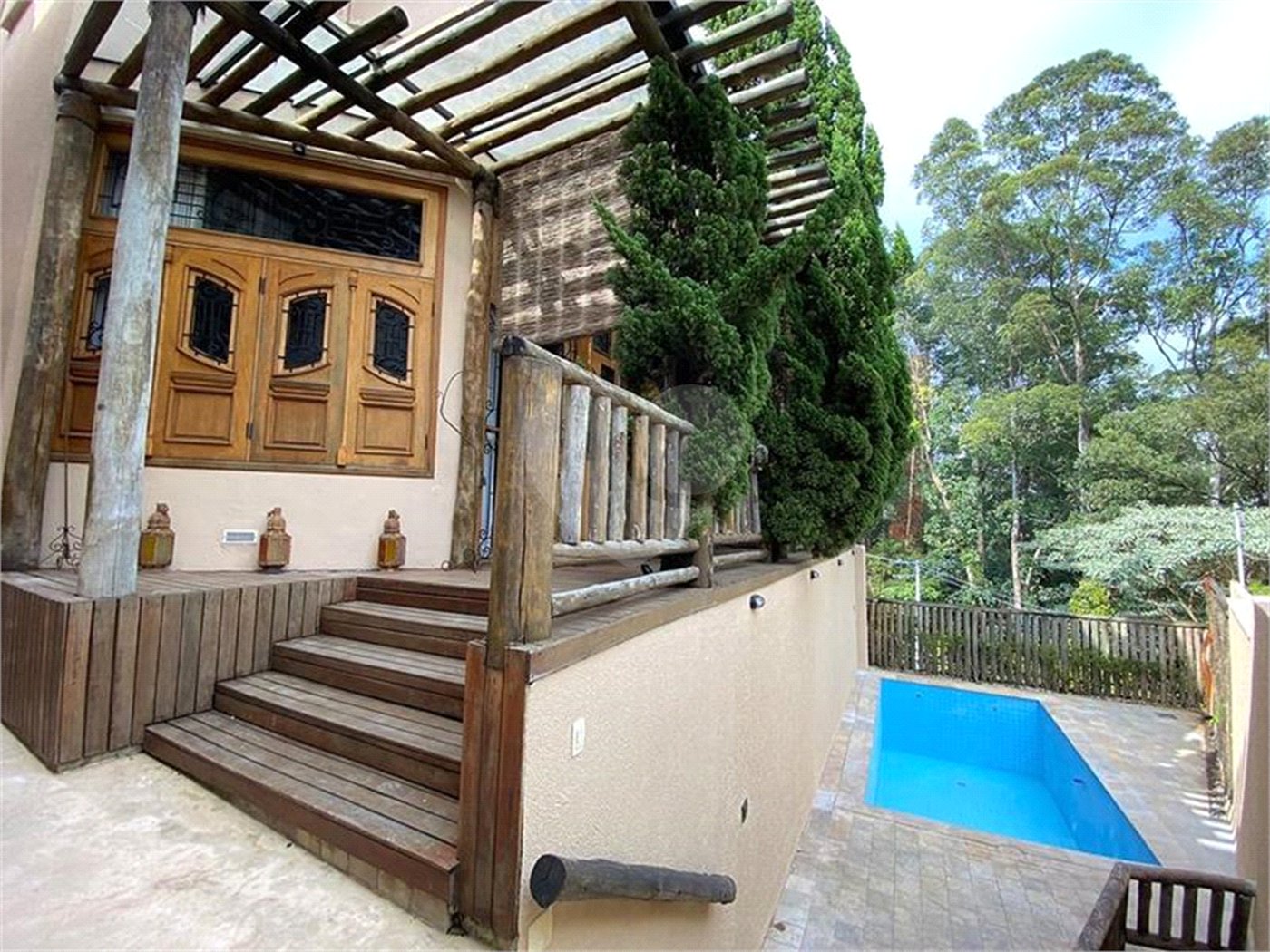 Casa em condomínio à venda com 4 quartos, sendo 3 suítes, em Jardim Vitória Régia, São Paulo, SP