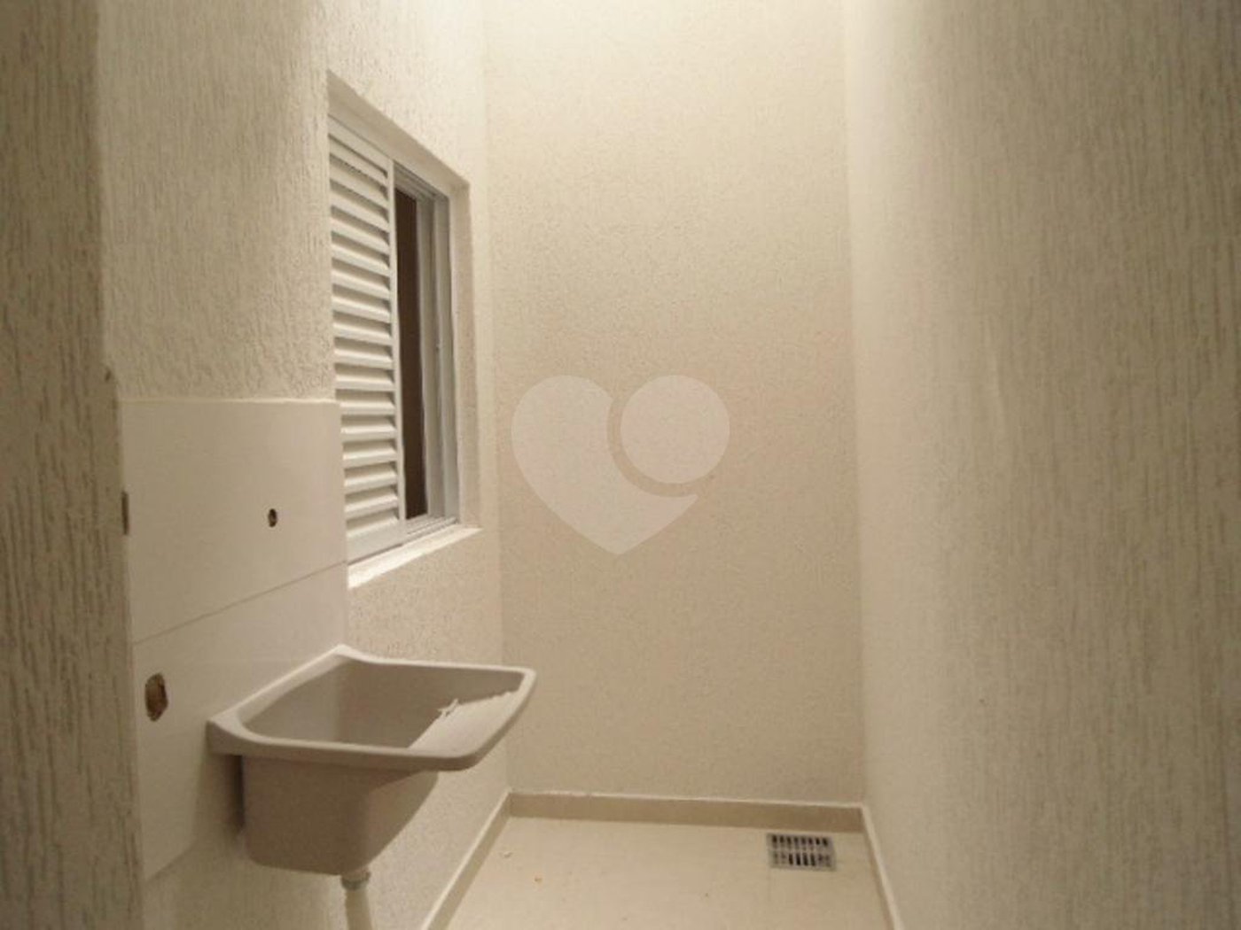 Casa à venda com 2 quartos no condomínio Residencial Iraci II, São Paulo - SP