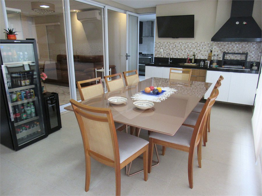 Apartamento à venda com 4 quartos, sendo 3 suítes,  em Tremembé, São Paulo, SP