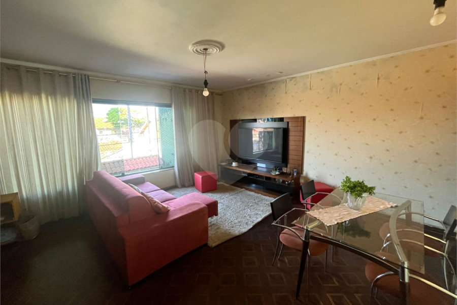 Sobrado à venda com 3 quartos, sendo 1 suíte, em Vila Dom Pedro Ii, São Paulo, SP
