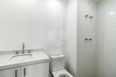 Apartamento à venda com 3 quartos, sendo 1 suíte,  em Vila Anastácio, São Paulo, SP