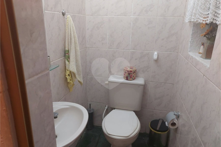 Casa à venda com 4 quartos, sendo 1 suíte, em Lavapés, Mairiporã, SP